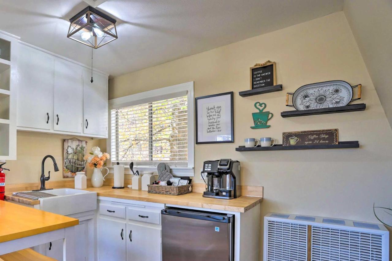 Lake Arrowhead Studio With Private Hot Tub! Екстер'єр фото