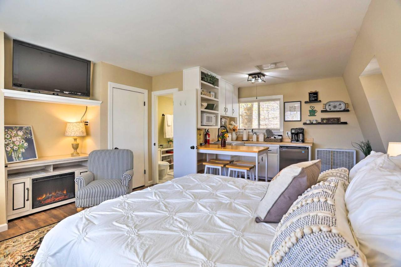 Lake Arrowhead Studio With Private Hot Tub! Екстер'єр фото