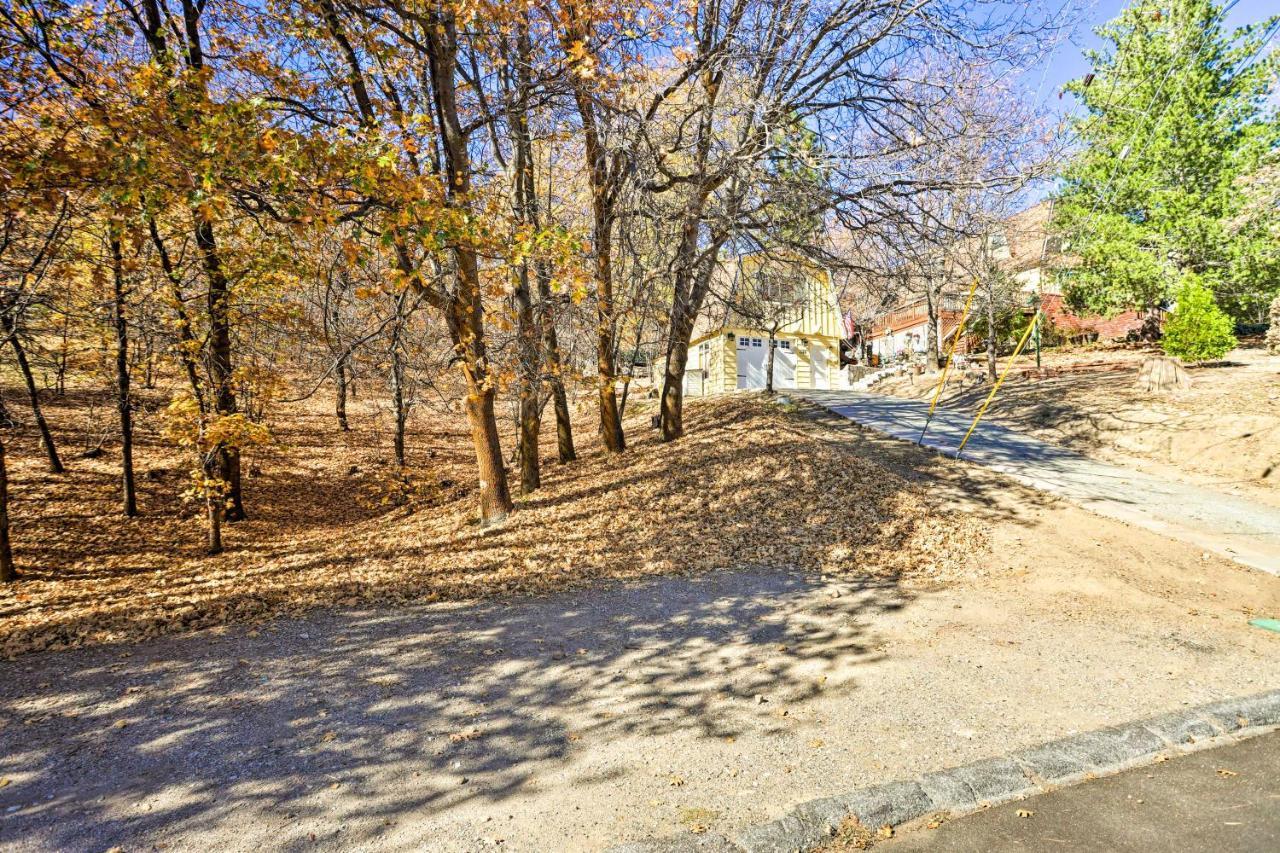 Lake Arrowhead Studio With Private Hot Tub! Екстер'єр фото